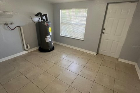 House in Lakeland, Florida 2 bedrooms, 81.75 sq.m. № 2391305 - photo 2