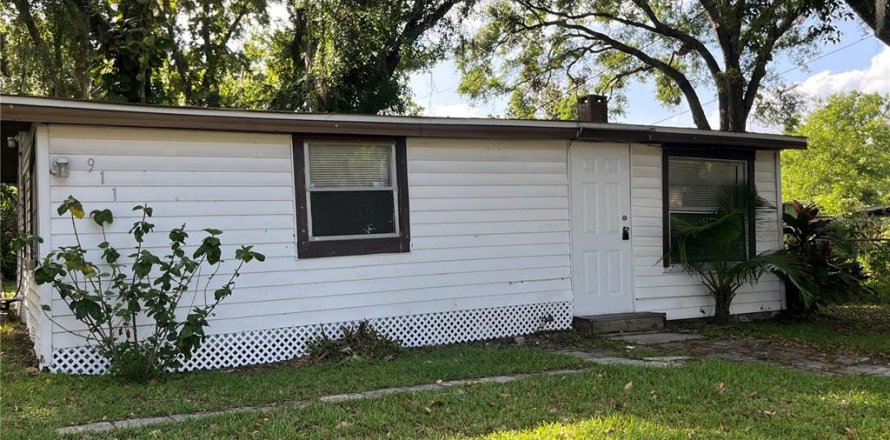 House in Lakeland, Florida 2 bedrooms, 81.75 sq.m. № 2391305