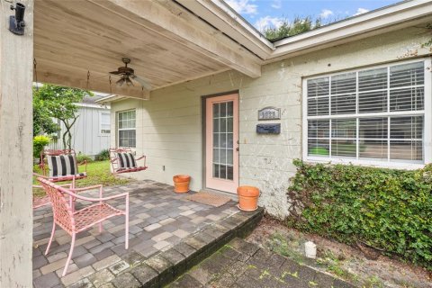 Villa ou maison à vendre à Orlando, Floride: 2 chambres, 66.43 m2 № 2410387 - photo 4