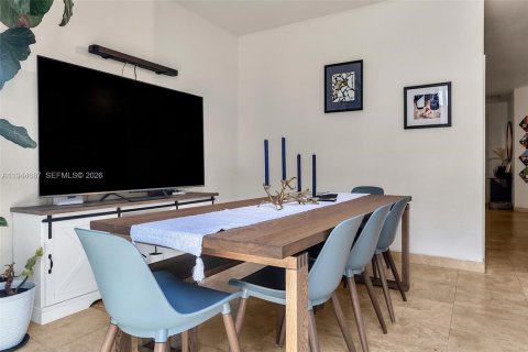 Touwnhouse à vendre à Doral, Floride: 3 chambres, 157 m2 № 2004139 - photo 18