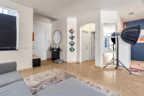 Touwnhouse à vendre à Doral, Floride: 3 chambres, 157 m2 № 2004139 - photo 10