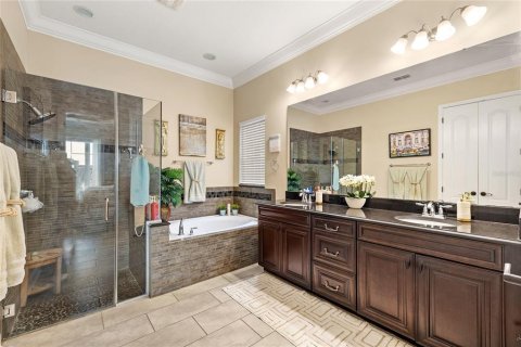 Casa en venta en Orlando, Florida, 5 dormitorios, 335.38 m2 № 2383520 - foto 11