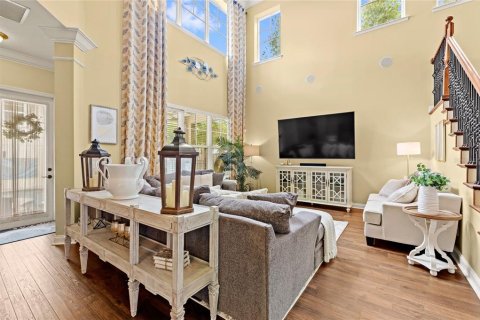 Casa en venta en Orlando, Florida, 5 dormitorios, 335.38 m2 № 2383520 - foto 5