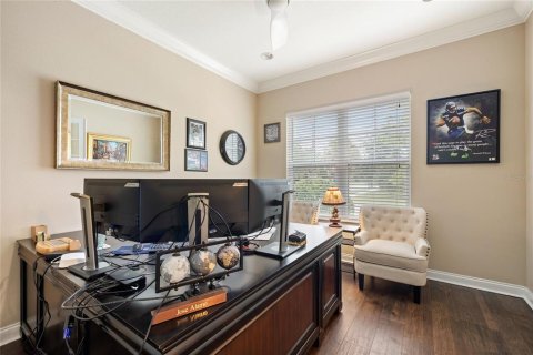 Casa en venta en Orlando, Florida, 5 dormitorios, 335.38 m2 № 2383520 - foto 12