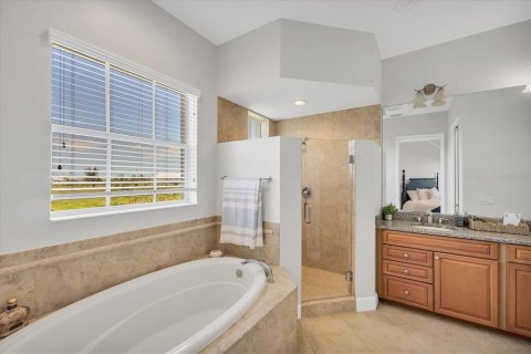 Townhouse in Placida, Florida 4 bedrooms, 213.3 sq.m. № 2403707 - photo 22