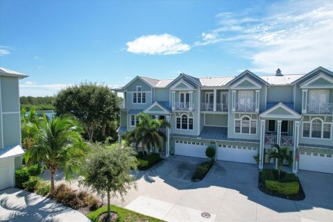 Townhouse in Placida, Florida 4 bedrooms, 213.3 sq.m. № 2403707 - photo 5