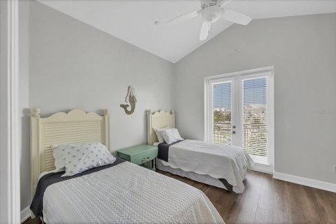Townhouse in Placida, Florida 4 bedrooms, 213.3 sq.m. № 2403707 - photo 30