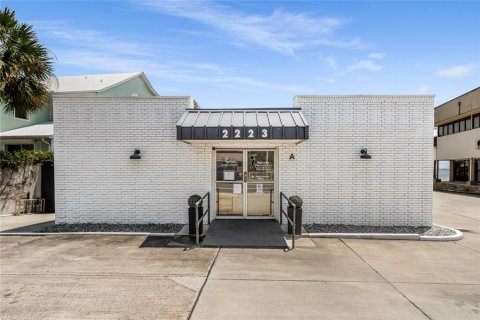Commercial property in Titusville, Florida 320.61 sq.m. № 1736975 - photo 2