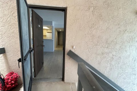Copropriété à vendre à Port Charlotte, Floride: 2 chambres, 83.52 m2 № 2203025 - photo 5