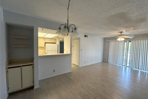 Copropriété à vendre à Port Charlotte, Floride: 2 chambres, 83.52 m2 № 2203025 - photo 11