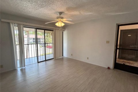 Copropriété à vendre à Port Charlotte, Floride: 2 chambres, 83.52 m2 № 2203025 - photo 8