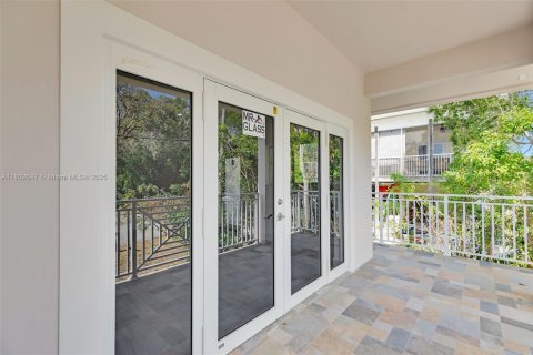 House in Key Largo, Florida 3 bedrooms, 134.52 sq.m. № 1730578 - photo 4