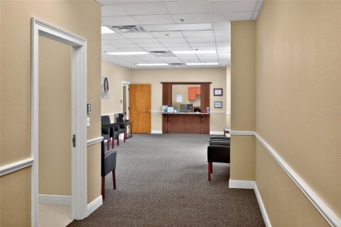 Commercial property in Lady Lake, Florida 373.47 sq.m. № 2195413 - photo 7