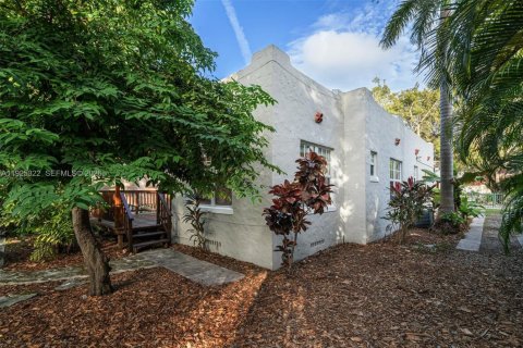 Villa ou maison à vendre à Miami, Floride: 3 chambres, 166.57 m2 № 2000014 - photo 22