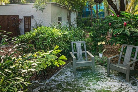 Villa ou maison à vendre à Miami, Floride: 3 chambres, 166.57 m2 № 2000014 - photo 23