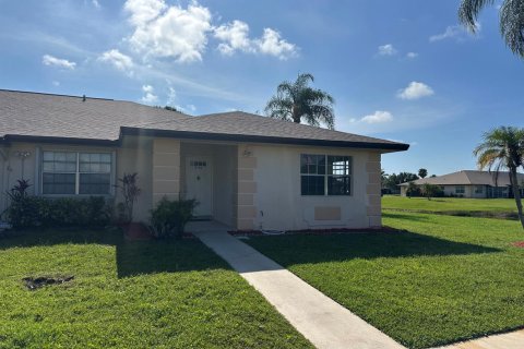 Condominio en St. Lucie, Florida, 2 dormitorios  № 2084888