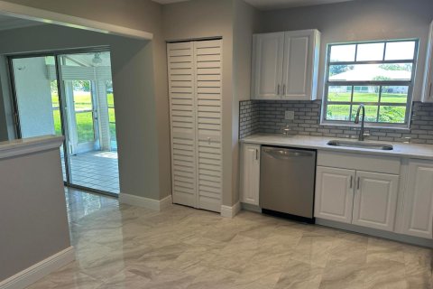 Condominio en venta en St. Lucie, Florida, 2 dormitorios, 114.55 m2 № 2084888 - foto 2