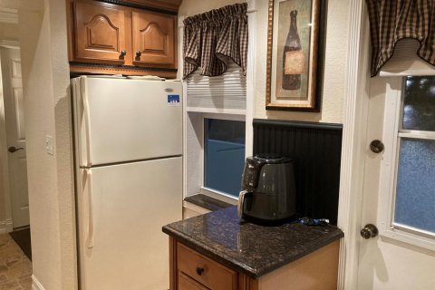 Condo in Hallandale Beach, Florida, 1 bedroom  № 2188913 - photo 30