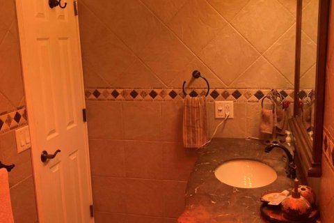 Condo in Hallandale Beach, Florida, 1 bedroom  № 2188913 - photo 27