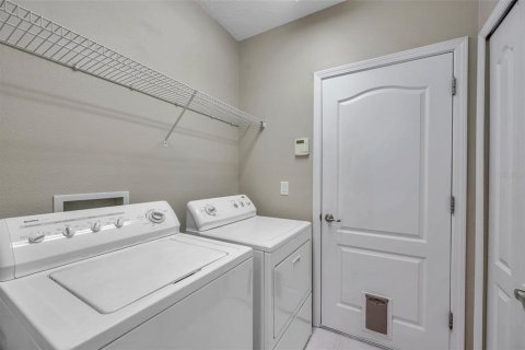 House in Hudson, Florida 3 bedrooms, 157.38 sq.m. № 1815480 - photo 29