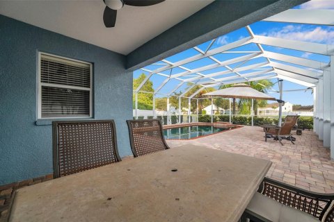 House in Hudson, Florida 3 bedrooms, 157.38 sq.m. № 1815480 - photo 13