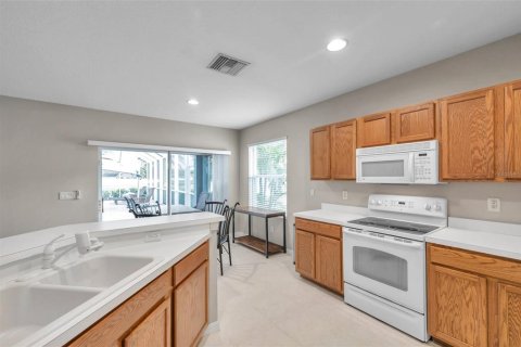 House in Hudson, Florida 3 bedrooms, 157.38 sq.m. № 1815480 - photo 26