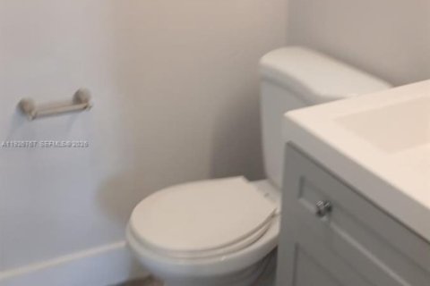 Copropriété à louer à Miami, Floride: 2 chambres, 89.93 m2 № 1986625 - photo 20