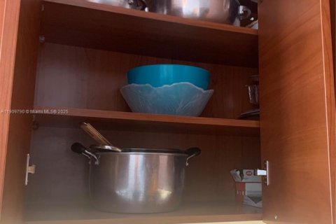 Copropriété à vendre à Miami, Floride: 1 chambre, 68.28 m2 № 1968195 - photo 25
