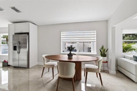 House in Boynton Beach, Florida 3 bedrooms, 140.75 sq.m. № 2068840 - photo 4