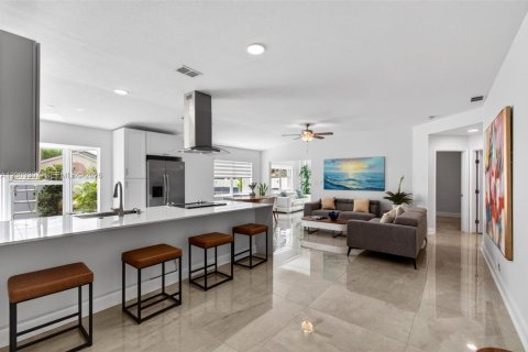 House in Boynton Beach, Florida 3 bedrooms, 140.75 sq.m. № 2068840 - photo 9