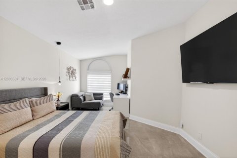 House in Boynton Beach, Florida 3 bedrooms, 140.75 sq.m. № 2068840 - photo 30