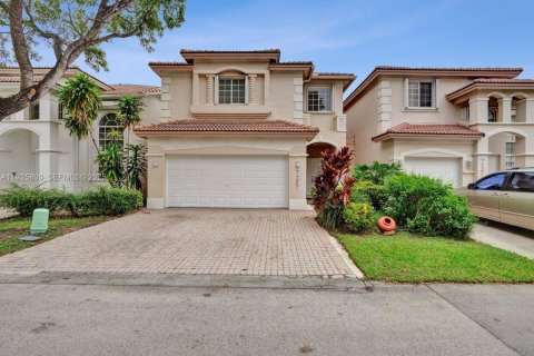 Купить виллу или дом в Дорал, Флорида 4 спальни, 195.56м2, № 1986836 - фото 2