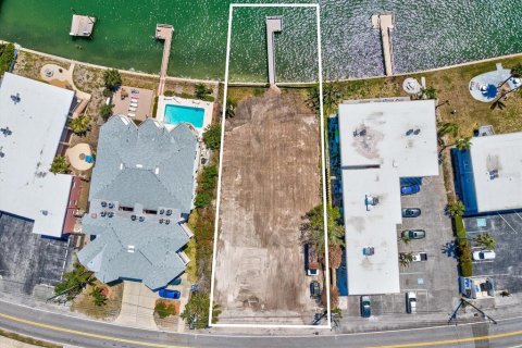 Land in Treasure Island, Florida № 2131134 - photo 2