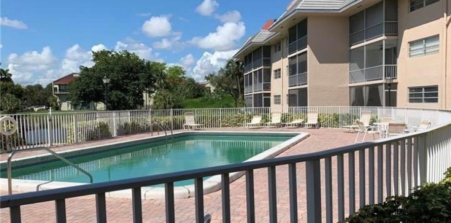 Condominio en Coral Springs, Florida, 3 dormitorios  № 1172085