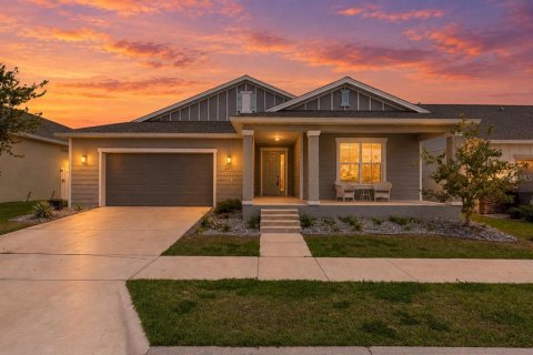Casa en Ocala, Florida 4 dormitorios, 281.87 m2 № 2360792
