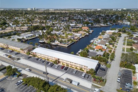 Condominio en venta en Pompano Beach, Florida, 1 dormitorio, 51.1 m2 № 2010856 - foto 3