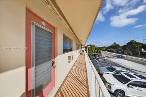 Condominio en venta en Pompano Beach, Florida, 1 dormitorio, 51.1 m2 № 2010856 - foto 29