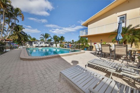 Condominio en venta en Pompano Beach, Florida, 1 dormitorio, 51.1 m2 № 2010856 - foto 26