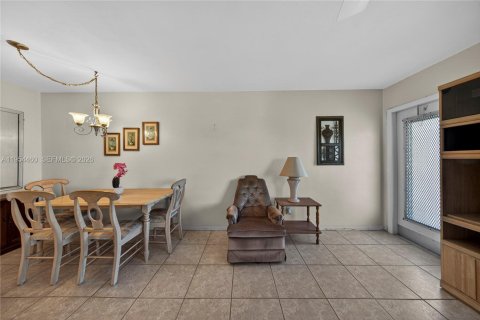 Condominio en venta en Pompano Beach, Florida, 1 dormitorio, 51.1 m2 № 2010856 - foto 10