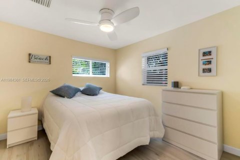 House in Fort Lauderdale, Florida 3 bedrooms, 131.74 sq.m. № 2063239 - photo 21