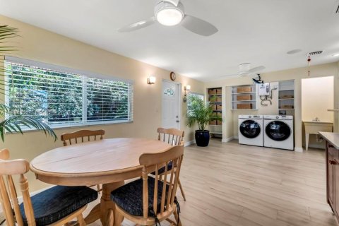 House in Fort Lauderdale, Florida 3 bedrooms, 131.74 sq.m. № 2063239 - photo 16