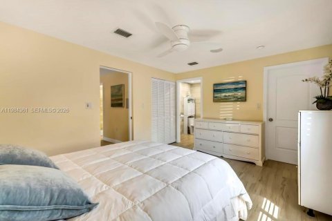 House in Fort Lauderdale, Florida 3 bedrooms, 131.74 sq.m. № 2063239 - photo 20