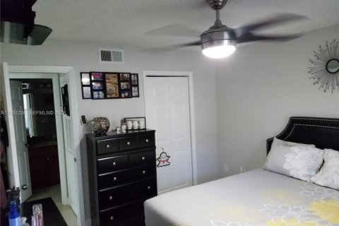 Снять в аренду кондоминиум в Майами, Флорида 1 спальня, 54.44м2, № 2007260 - фото 8