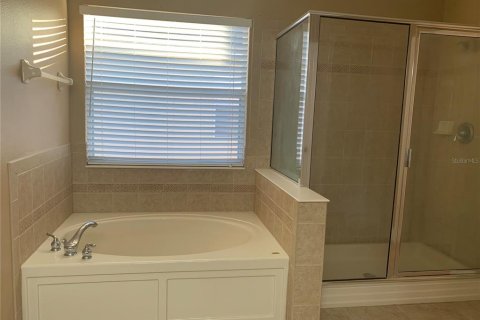 Villa ou maison à vendre à Tampa, Floride: 4 chambres, 248.23 m2 № 2418947 - photo 22