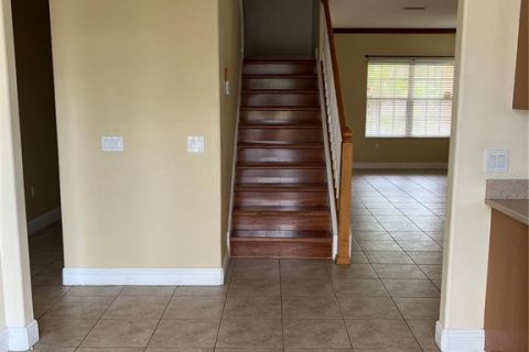 Villa ou maison à vendre à Tampa, Floride: 4 chambres, 248.23 m2 № 2418947 - photo 8