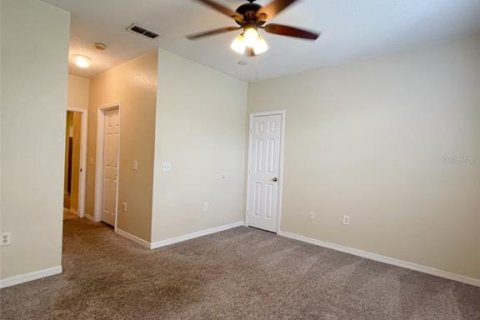 Condominio en alquiler en Tampa, Florida, 3 dormitorios, 121.61 m2 № 1884770 - foto 9