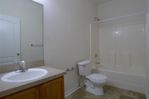 Casa en alquiler en Lakeland, Florida, 3 dormitorios, 159.42 m2 № 2106105 - foto 13