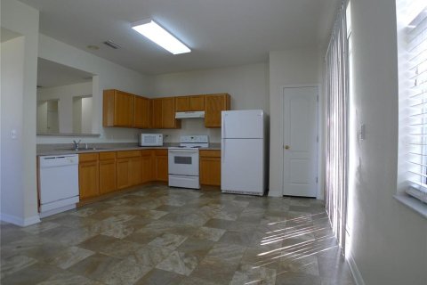 Casa en alquiler en Lakeland, Florida, 3 dormitorios, 159.42 m2 № 2106105 - foto 6
