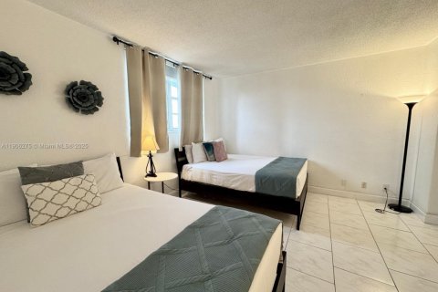 Copropriété à vendre à Hollywood, Floride: 1 chambre, 81.2 m2 № 1957051 - photo 6