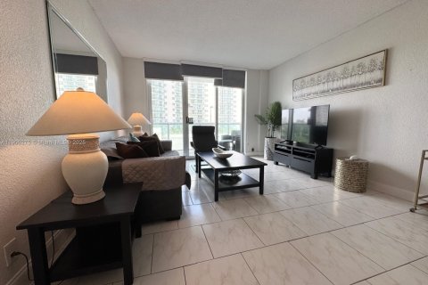 Copropriété à vendre à Hollywood, Floride: 1 chambre, 81.2 m2 № 1957051 - photo 16